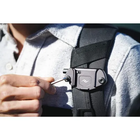 Peak-Design-Capture-Clip-v3-zwart_6.jpg