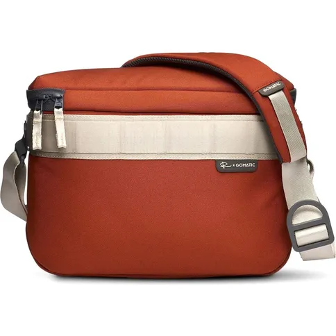 Gomatic-Luma-Camera-Sling-12L-rust-red_2.jpg