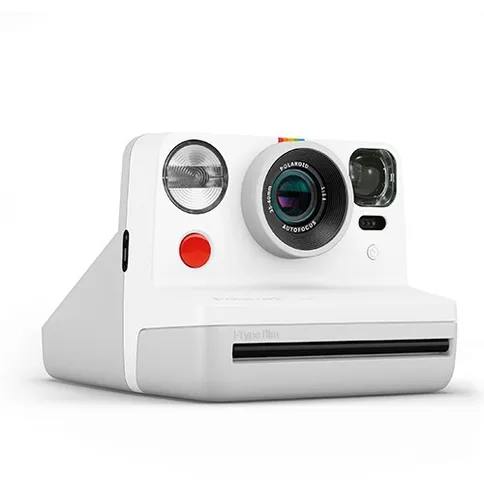 Polaroid-Now-White-Black-Friday-Bundle-inc-Red-Pouch_4.jpg