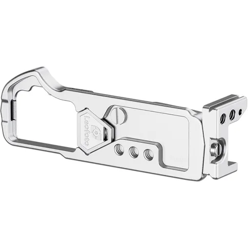 Leofoto-L-bracket-for-Olympus-OM-5II-silver_4.jpg