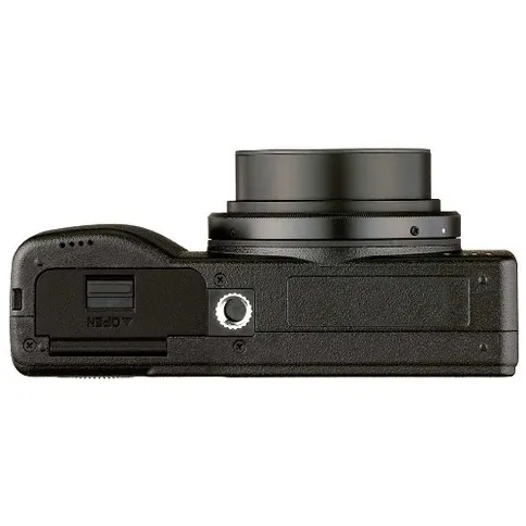 Ricoh-GRIIIx_4.jpg
