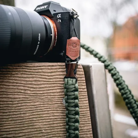 C-Rope-Traveler-camera-strap-Military-Olive-100cm-Paracord_2.jpg
