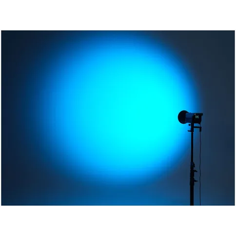 Nanlite-FC-120C-LED-RGBW-Spot-Light_5.jpg