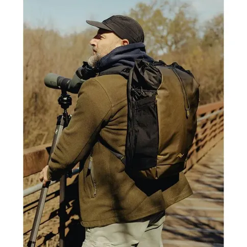 Peak-Design-Outdoor-Backpack-25L-Kelp_8.jpg