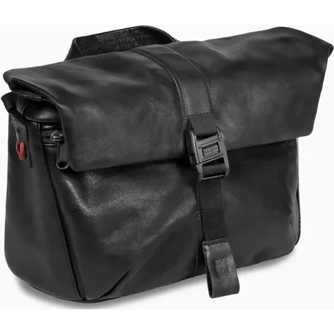 Wotancraft-Pilot-Travel-Camera-Bag-7L-black-leather_1.jpg