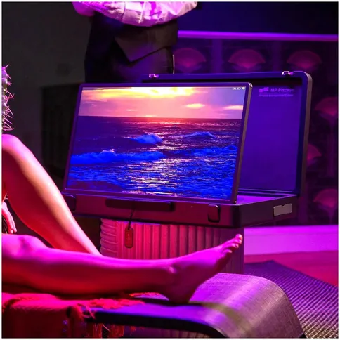 Mobile-Pixels-Pixcase-2-0-Wireless-and-Portable-Monitor_6.jpg