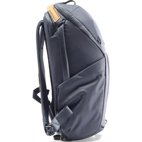 Peak_Design_Everyday_backpack_zip_20L_v2_midnight_03.jpg