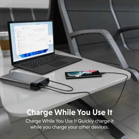 Hyper-HyperJuice-4-port-powerbank-27000-mAh-245W_3.jpg