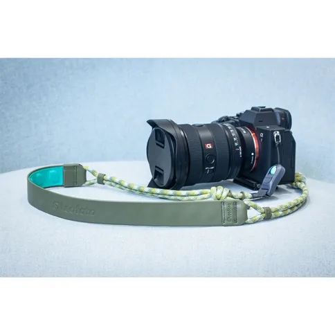 Leofoto-L-CS-203-Camera-strap-pine-green_2.jpg