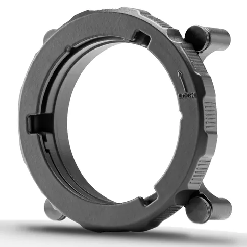 Maxima_Bowens_ring_Furiosa_1.jpg