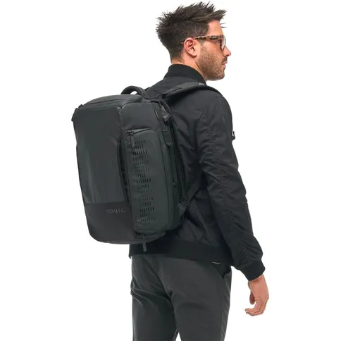Gomatic-30L-Travel-bag_6.jpg