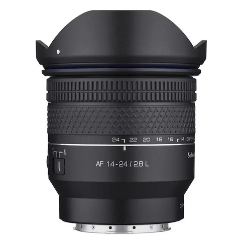 samyang-af-14-24mm-f2.8-l-mount-05-met-zonnekap.jpg