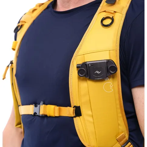 Shimoda-Schouderband-Capture-Strap-Action-X-geel_4.jpg
