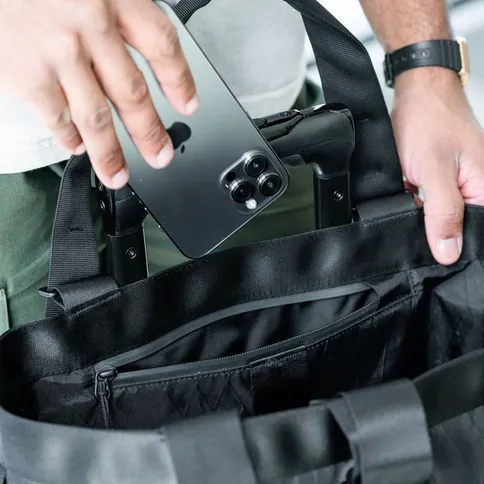 WANDRD-Tote-Backpack_9.jpg