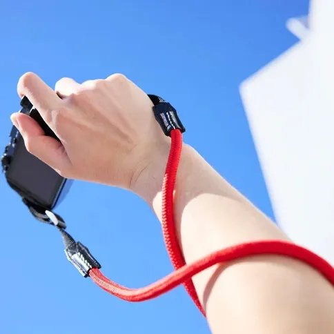 Artisan-Artist-ACAM-307A-Camera-strap-red_4.jpg