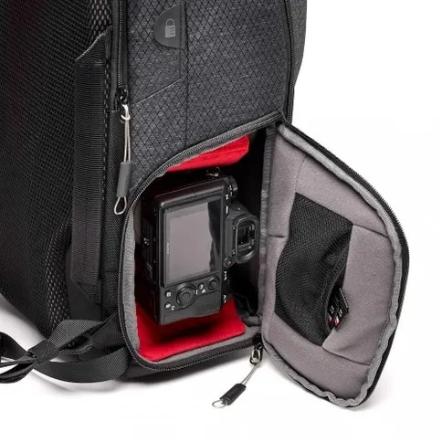 Manfrotto-PL-Frontloader-backpack-M_6.jpg