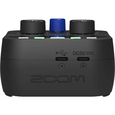Zoom-PodTrak-P2_8.jpg