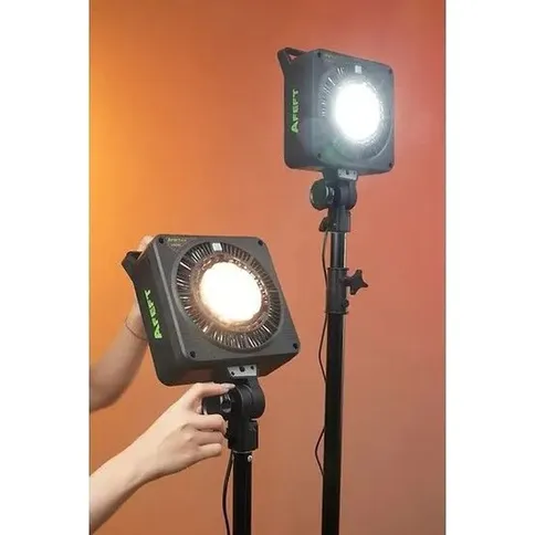 Falcon-Eyes-Bi-Color-LED-Lamp-Afeft-SQ3_6.jpg