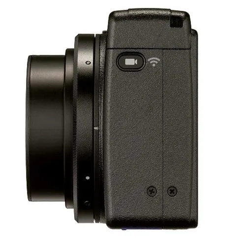 Ricoh-GRIIIx_6.jpg