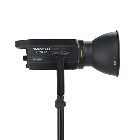 Nanlite-FS-150B-Bi-color-LED-Spot-Light_8.jpg