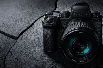 Compare Panasonic LUMIX S mirrorless cameras