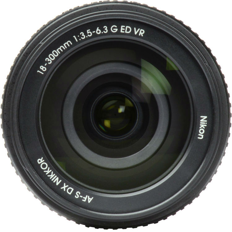 Nikkor AF-S 18-300mm f/3.5-6.3 ED VR