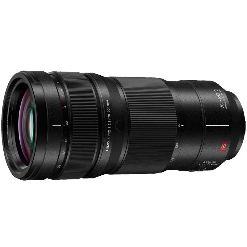 Panasonic Lumix S Pro 70-200mm f/2.8 lens