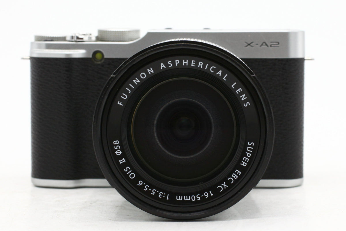 Occ- Fujifilm X-A2 zilver + XC 16-50mm OIS II F/3.5-5.6 zilver en zonnekap SN:55L15324, 51Q19810 12 mnd gar (7)