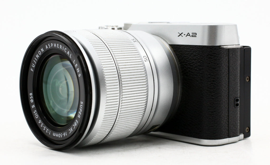 Occ- Fujifilm X-A2 zilver + XC 16-50mm OIS II F/3.5-5.6 zilver en zonnekap SN:55L15324, 51Q19810 12 mnd gar (7)