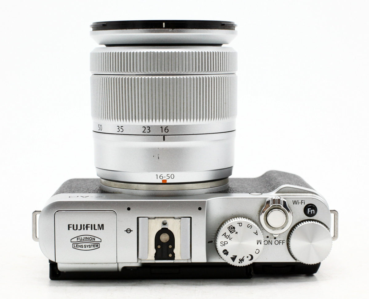 Occ- Fujifilm X-A2 zilver + XC 16-50mm OIS II F/3.5-5.6 zilver en zonnekap SN:55L15324, 51Q19810 12 mnd gar (7)
