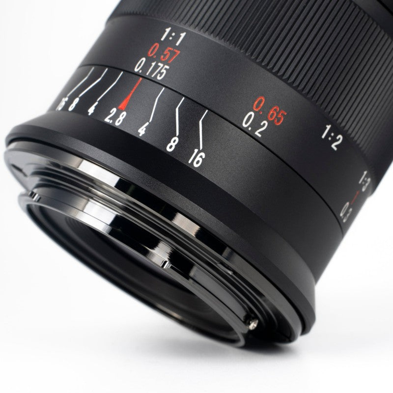 7artisans 60mm f/2.8 Canon mark ii EOS-R