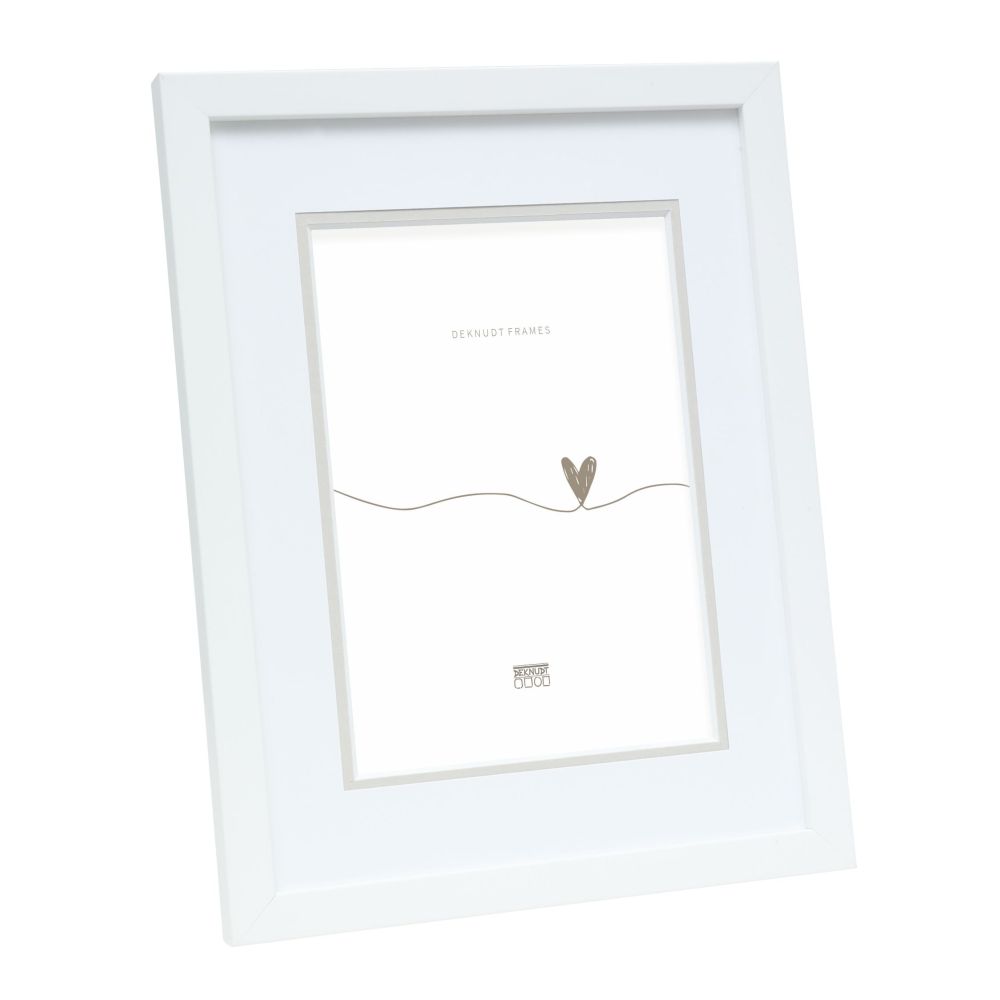 Deknudt Photo frame in white with passe-board 15x20 S43AK1