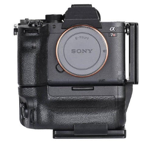 SUNWAYFOTO L-Plate for Sony A7RIV incl. Grip