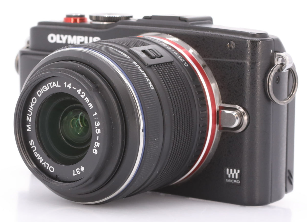 Olympus PEN Lite E-PL6 body zwart + 14-42mm F/3.5-5.6 II R Zwart occasion