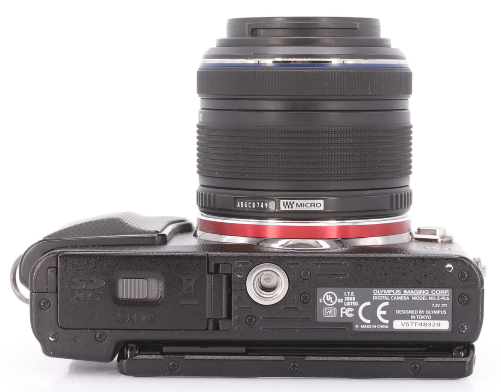 Olympus PEN Lite E-PL6 body zwart + 14-42mm F/3.5-5.6 II R Zwart occasion