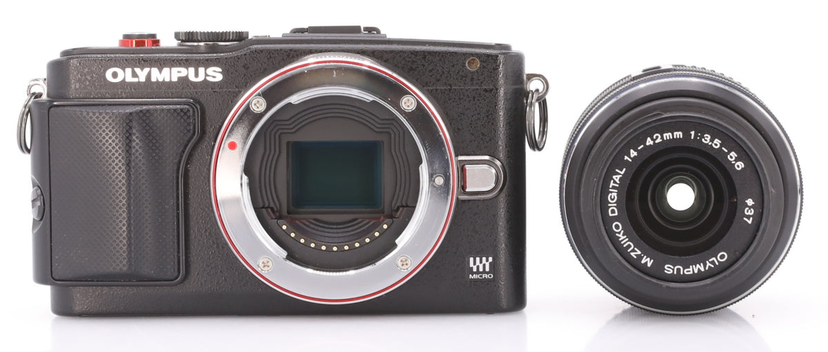 Olympus PEN Lite E-PL6 body zwart + 14-42mm F/3.5-5.6 II R Zwart occasion