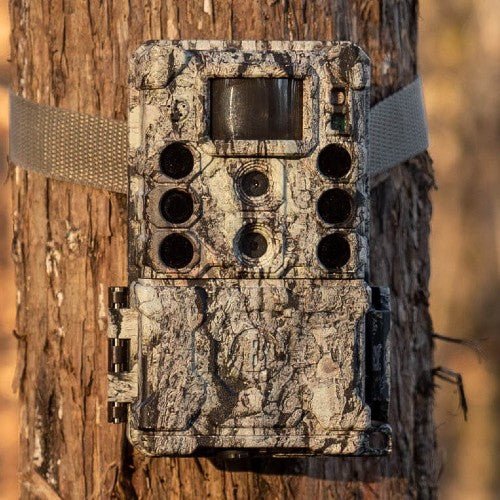 Bushnell 32MP Dual Core 4K Tree Bark Camo No Glow