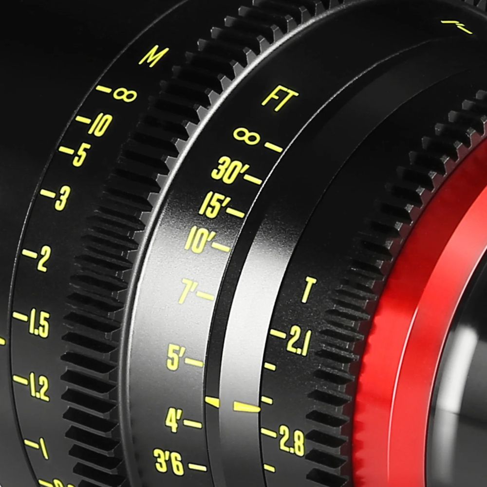Meike Prime 24mm T2.1 Cine lens full-frame PL-mount