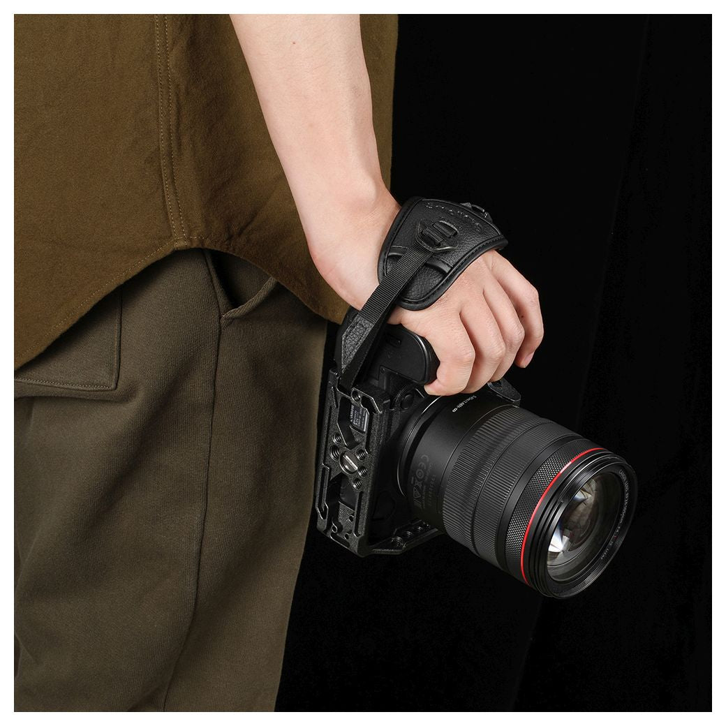 SmallRig 3848 “Black Mamba” Hand Strap