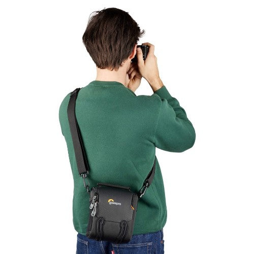 Lowepro Adventura SH 120 III (Black)