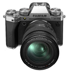 Fujifilm X-T5 silver + XF 16-80mm
