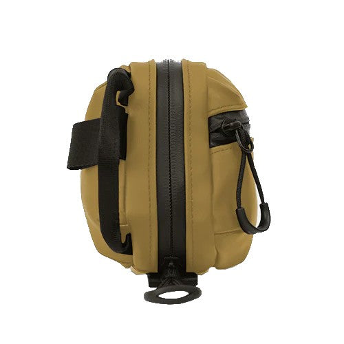 WANDRD Tech Bag Medium Sedona Orange