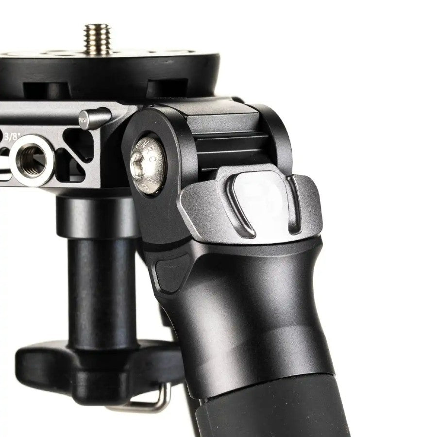 Benro Carbon Mammoth Tripod TMTH44C