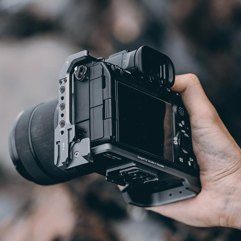 Falcam F22&F38 Quick Release L Bracket (for A7M4/A7S3) 2976
