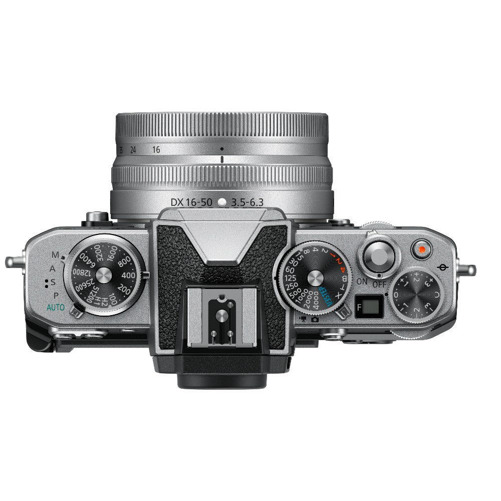 Nikon Z fc + DX 16-50 Silver