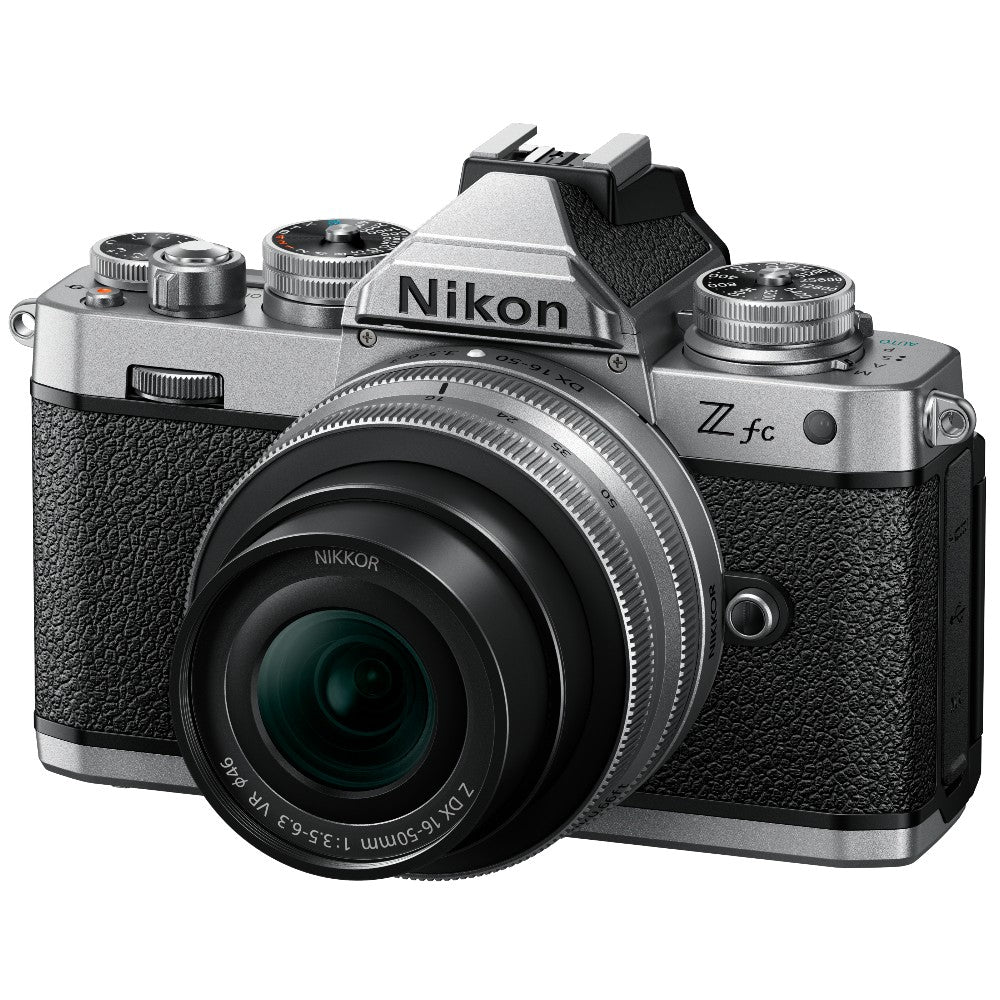 Nikon Z fc + DX 16-50 Silver