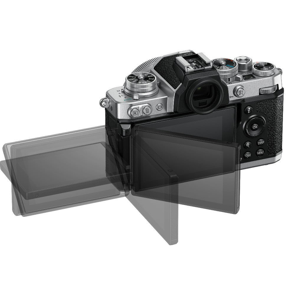 Nikon Z fc + DX 16-50 Silver