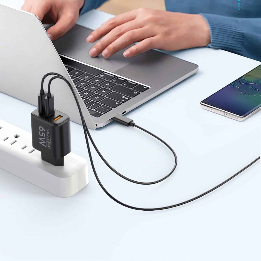 MOJOGEAR USB Charger 65W 2x USB-C / 1x USB Port