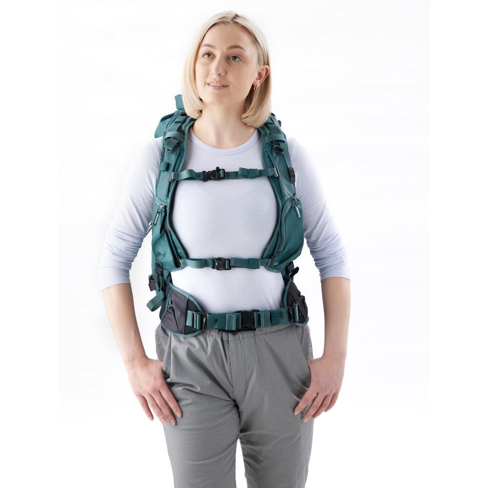 Shimoda Action X40 v2 Women's Starter Kit (Medium DSLR Core Unit) - Teal