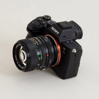 Urth Lens Mount adapter: Compatible with Canon FD Lens to Sony E Camera Body